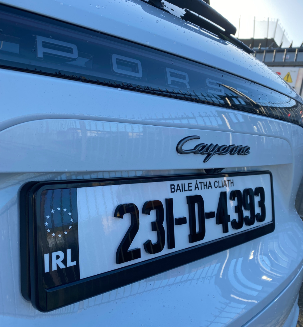 4D 5mm Irish Font Reg Plates (x2)