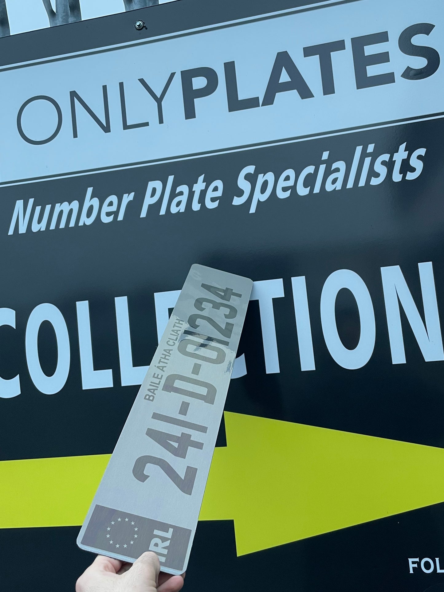 TINTED 2D IRISH FONT REG PLATES
